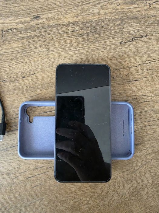 Samsung galaxy s23plus +