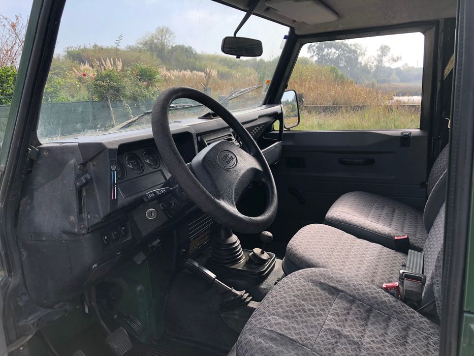 Land Rover Defender 90 2.5 TD5 hardtop (3 lugares) verde — photo 5