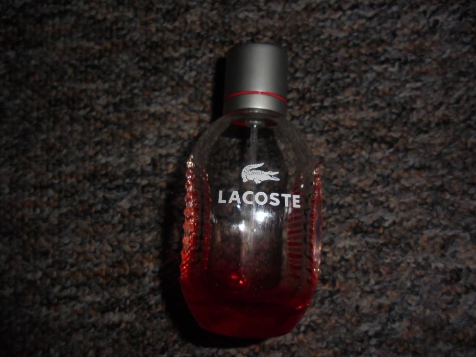 puste butelki po perfumach