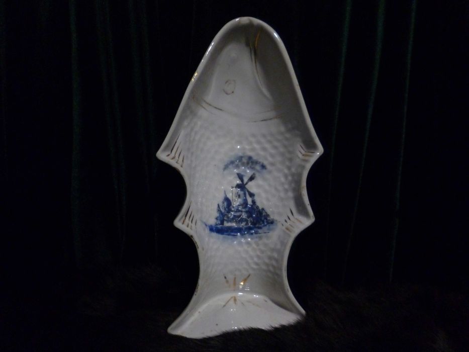 Фарфоровая селёдочница. Северная европа. Крайне редкая!