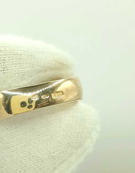 Каблучка золото 585*