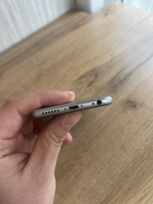 Iphone 6s 16gb потрібна заміна акб