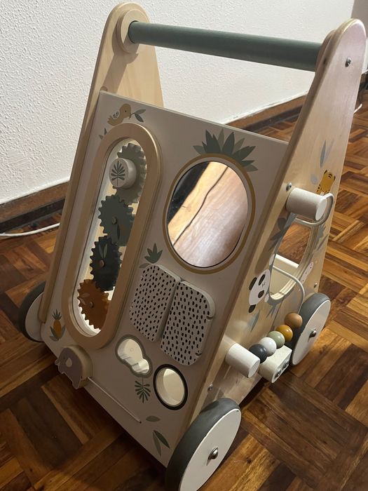 Andador montessori bebé