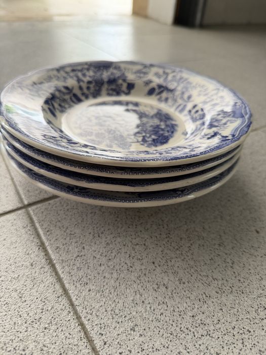 4 Pratos de Sopa Ironstone Tableware – padrão clássico azul466038941025587204