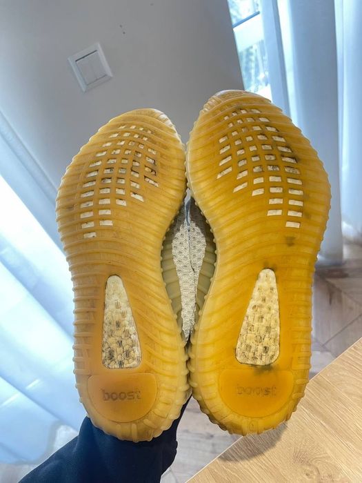 Adidas Yeezy boost 350 v2 light 43
