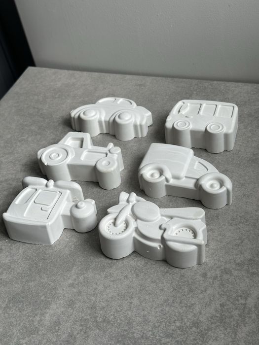 розмальовки, подарунки діткам від іменн