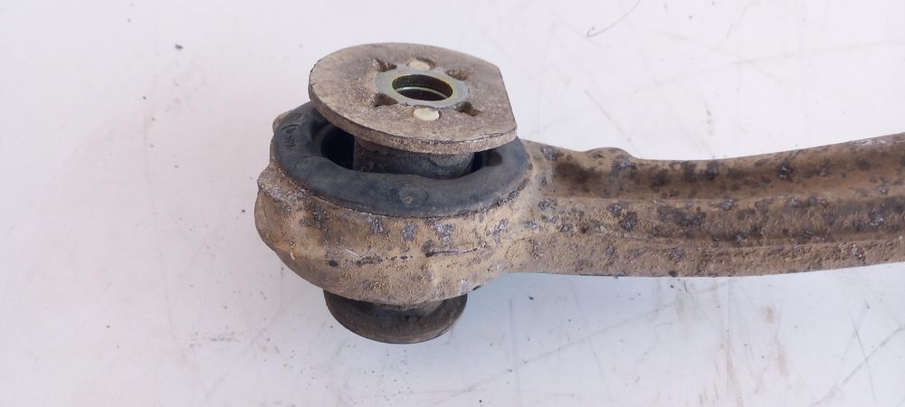 Braço de suspensão frente esquerdo PEUGEOT 407 Coupé (6C_)