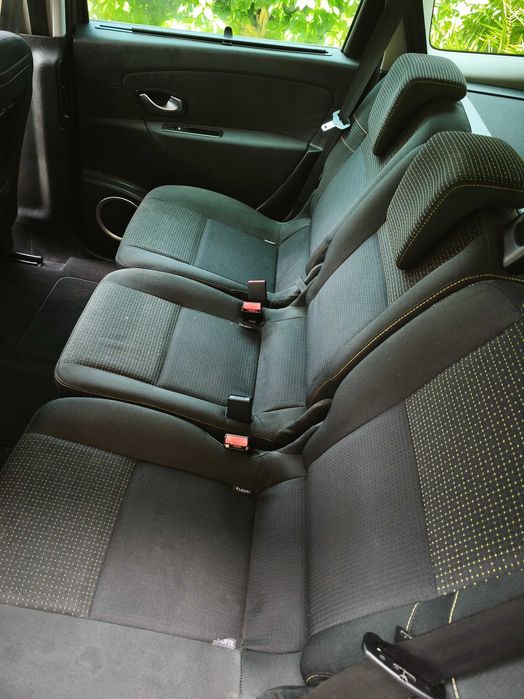 RENAULT III dCi dnamique 7 lugares | 157.100 km reais com todo o histórico comprovado