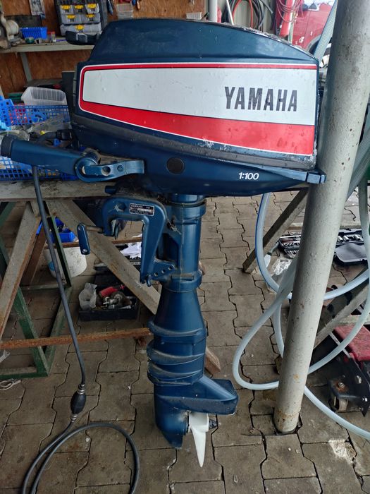 Silnik zaburtowy Yamaha 8 8b