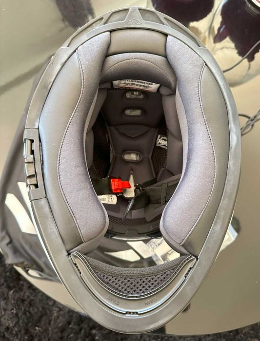 Vendo CAPACETE INTEGRAL SMK júnior – como novo.