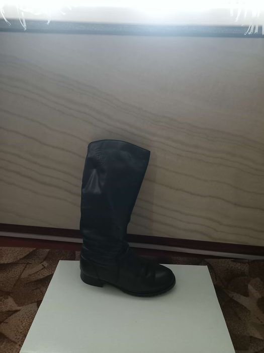 Сапоги жіночі шкіряні