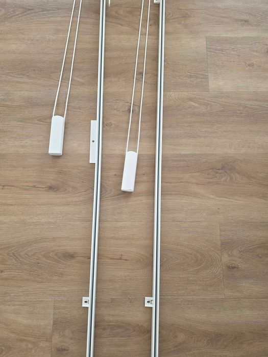 Calhas Cortinas Brancas - Excelente Estado