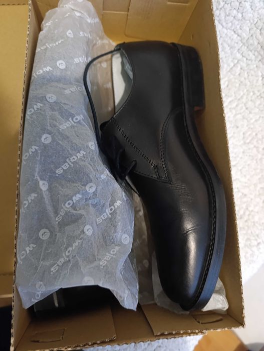 Eleganckie Półbuty Skórzane Męskie - Idealne na Specjalne Okazje!