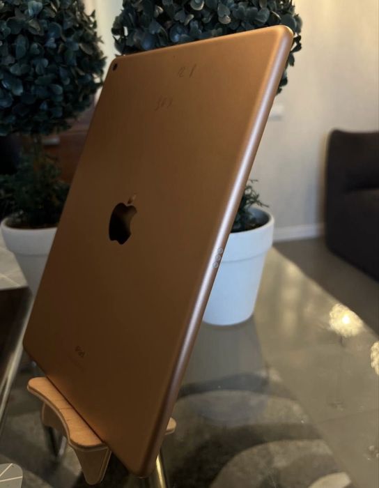 iPad 8th 128gb 10.2 2020 року Rose Gold з гарантією в чудовому стані