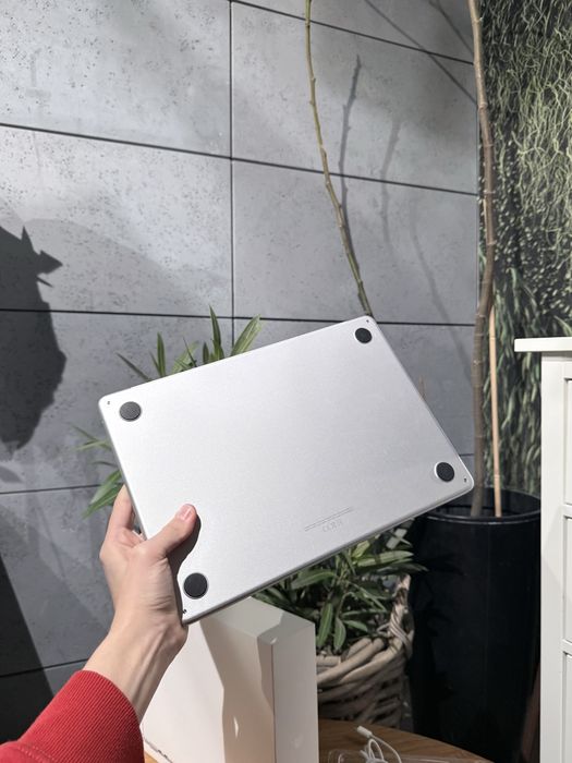 Apple MacBook Air 2024 13,6" M3 16GB RAM 512GB Dysk macOS Srebrny