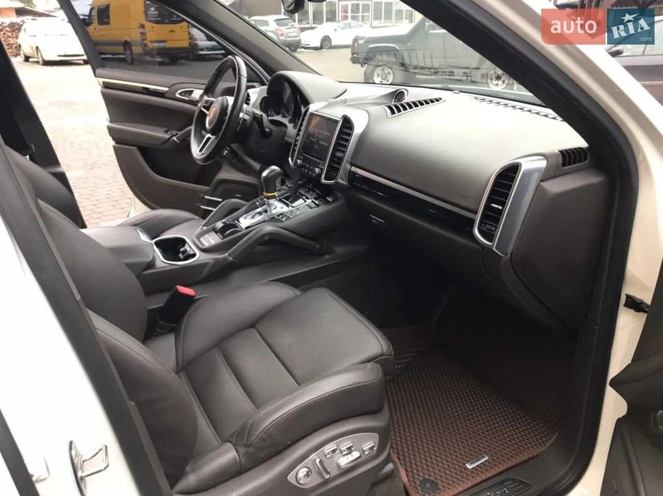 Porsche Cayenne Порше Кайєн 2017 обмін на авто або житлову нерухомість