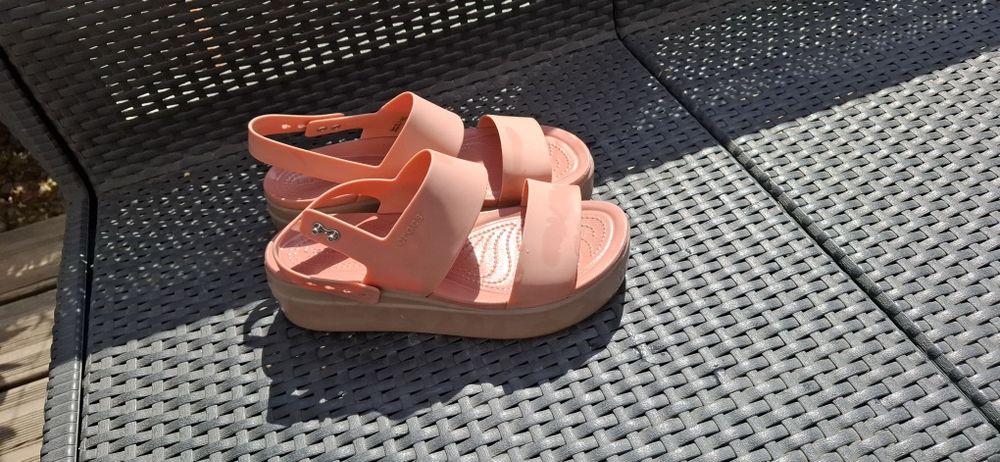 Sandały crocsy  damskie