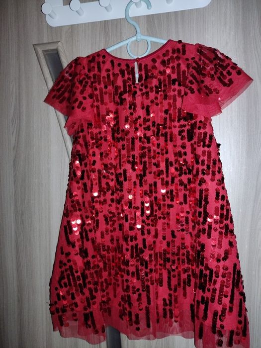 Праздничное  платье для девочки