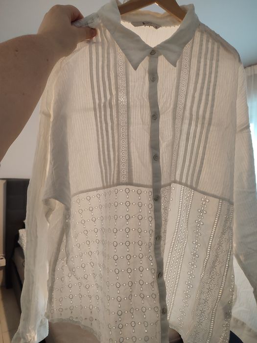 Bluzka koszulowa biała TU 22 elegancka romantyczna