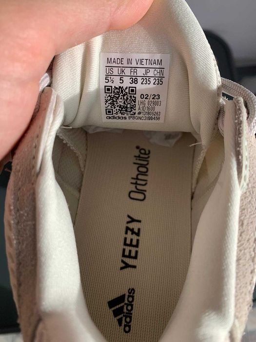 yeezy 500 taupe gap