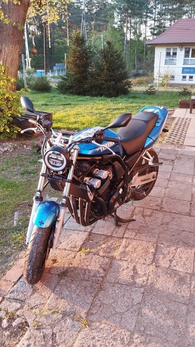 Dwa motocykle Yamaha FZS 600 i Honda NSR 125