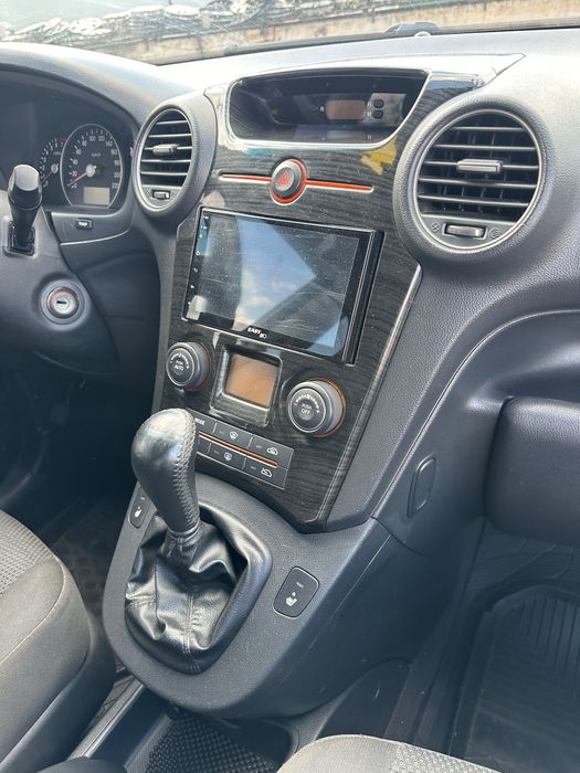 Продам  Kia Carens 2010 рік можлива розстрочка, кредит, обмін!