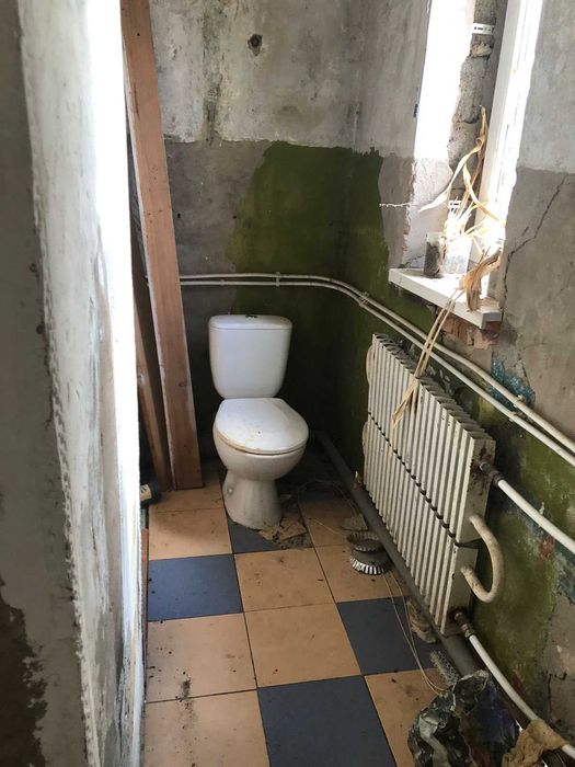 Срочно. Продам 2 комн. квартиру в п. Эсхар за 6500 у.е.