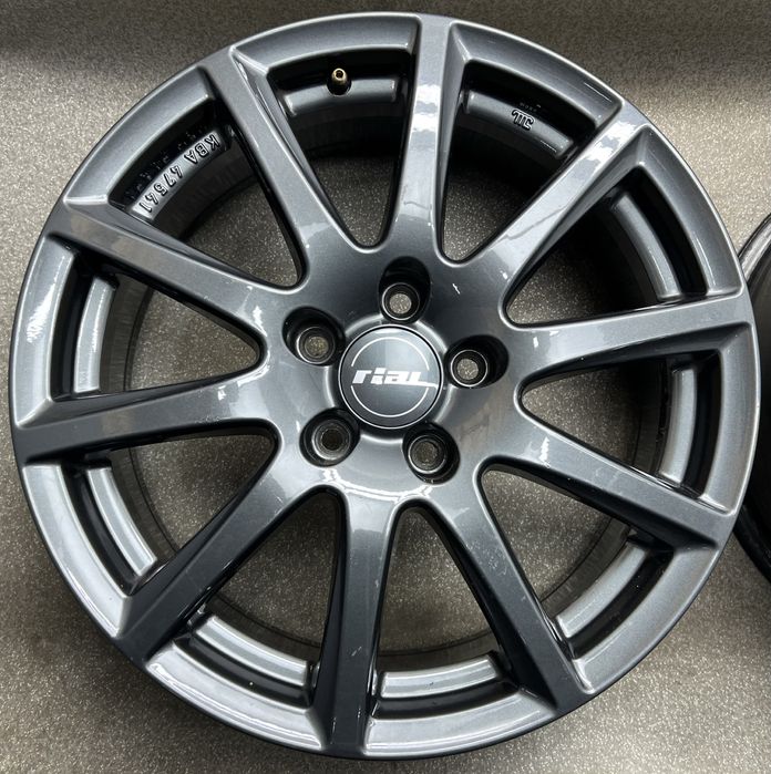 Диски R17 5 112 et40 J7 титани VW golf passat b6 b7 b8 skoda 7 a5 yeti