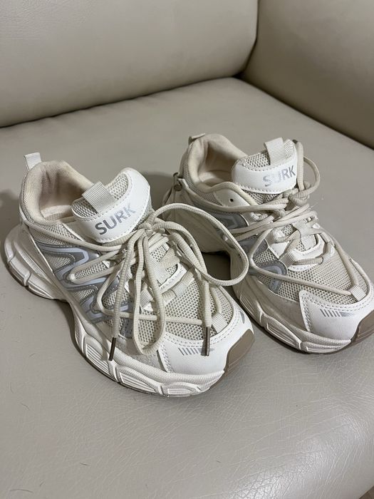 Продам кросівки, кроссовки