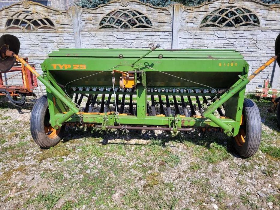 Siewnik do zboża AMAZONE D7 /25