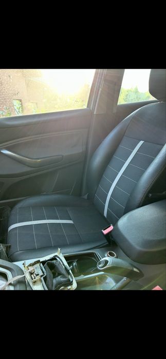 Ford kuga mk1 fotele kanapa tapicerka titanium