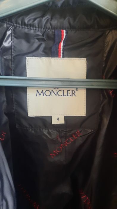 Фирменный пуховик Moncler Оригинал