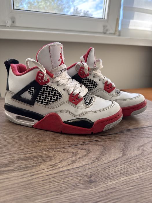 Кросівки Air Jordan 4 Retro "Fire Red"