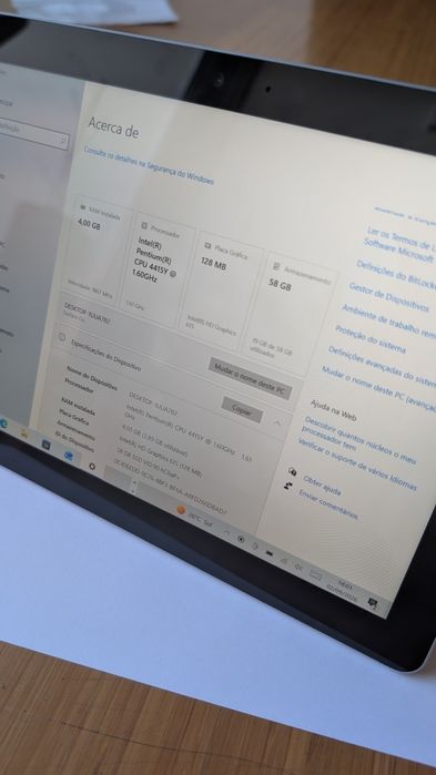 Microsoft Surface Go