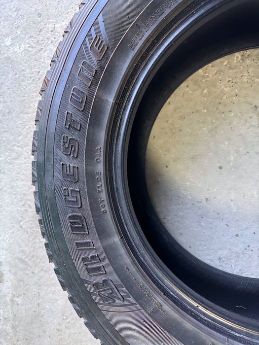 Зимові шини Bridgestone Blizzak 275/60 R18  комплект