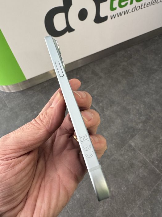 iPhone 15  128GB - 100% original