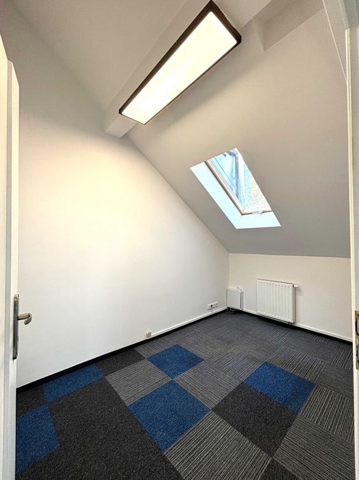105m2, 5 pokoi na biuro / kancelarię / gabinet VOGLA