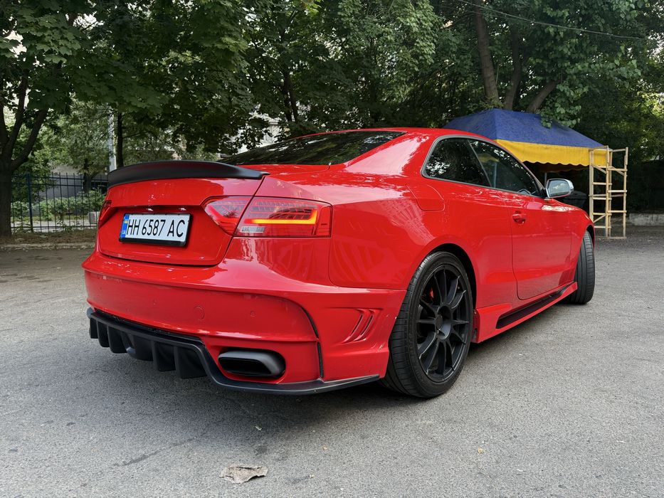 AUDI S5 2012 Офіційна