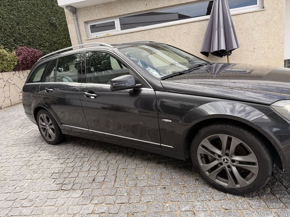 Mercedes-Benz C180 CDI Station 2011 | 290.000 km | Caixa manual | IUC pago