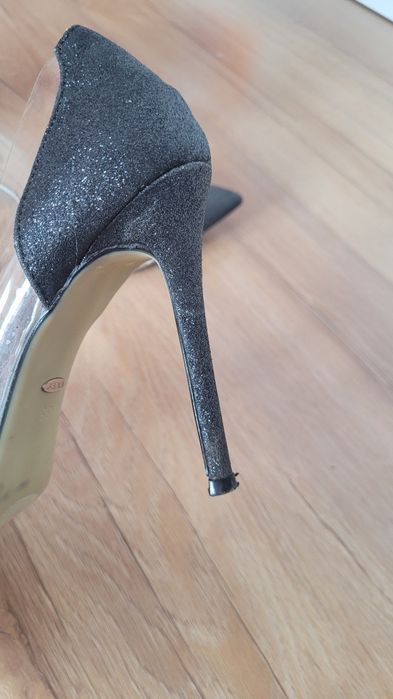 Szpilki transparentne brokat Vices 37