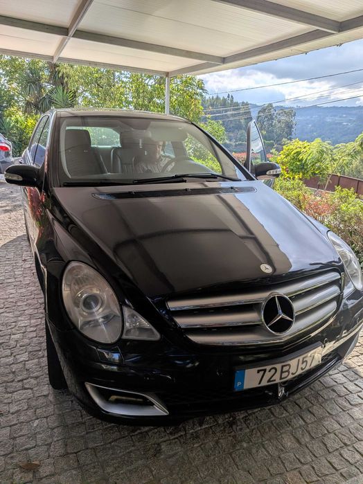 Mercedes Benz R320 4 Matic