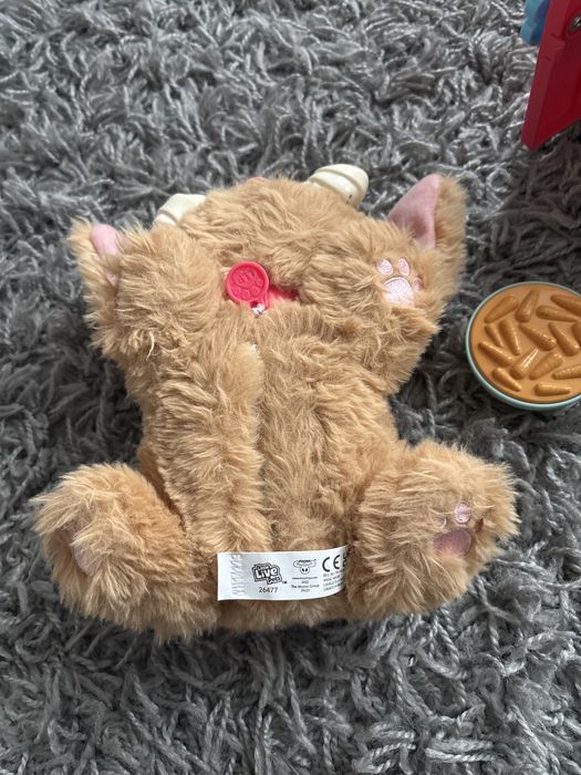 Piesek interaktywny z domkiem