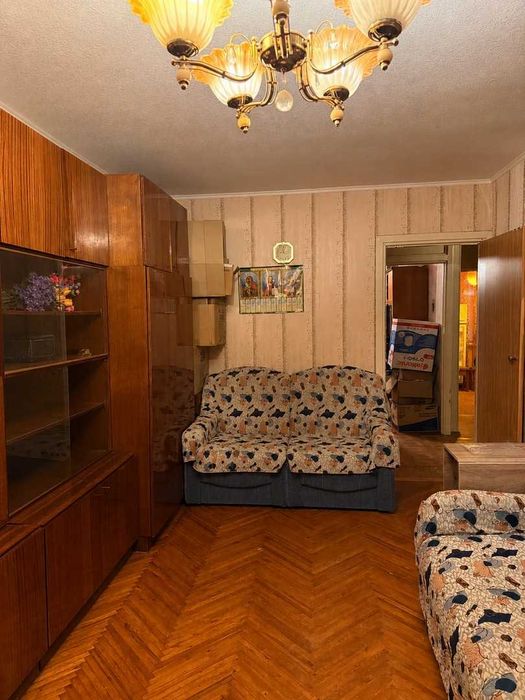 Продам 2 кім. кв. метро Студентська просп. Тракторобудівників, Урбан-парк LT