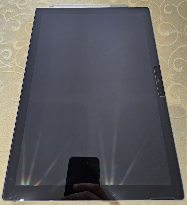 Microsoft Surface Pro + Keyboard + Pen64740468205699123