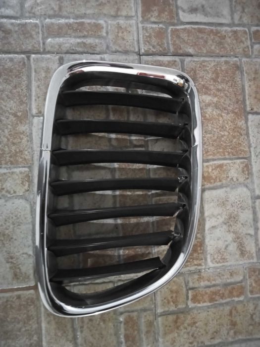 Grelha e gancho de reboque BMW X1