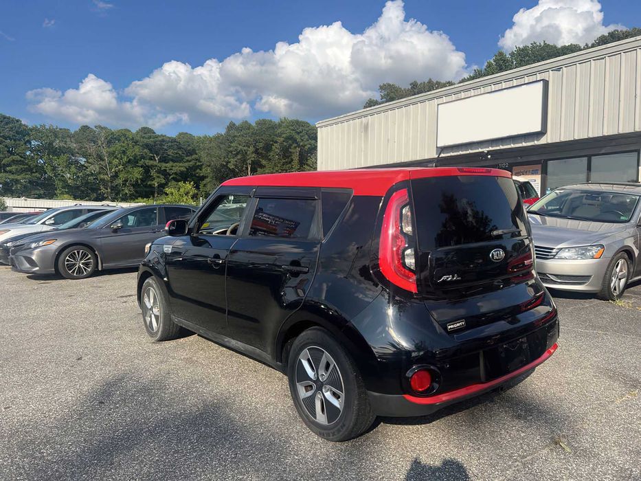 Kia Soul Ev +      2018