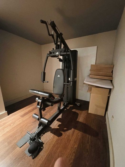 Máquina de Musculação Adidas Home Gym – Excelente Estado