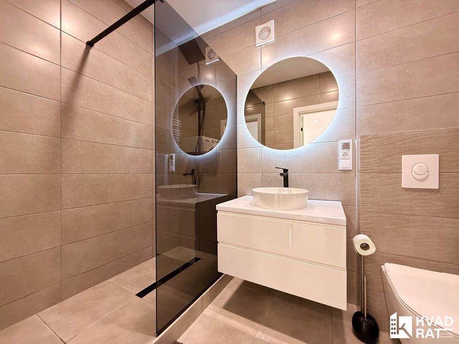 Продаж просторої однокімнатної квартири з ремонтом у Європейське  Сіті