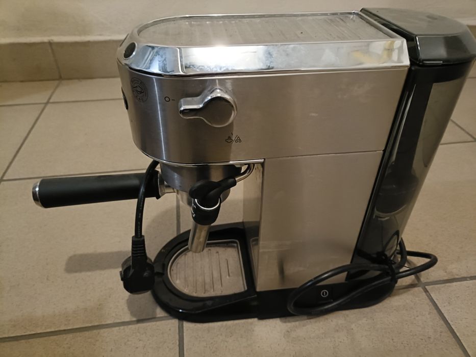 Ekspres kolbowy De’Longhi