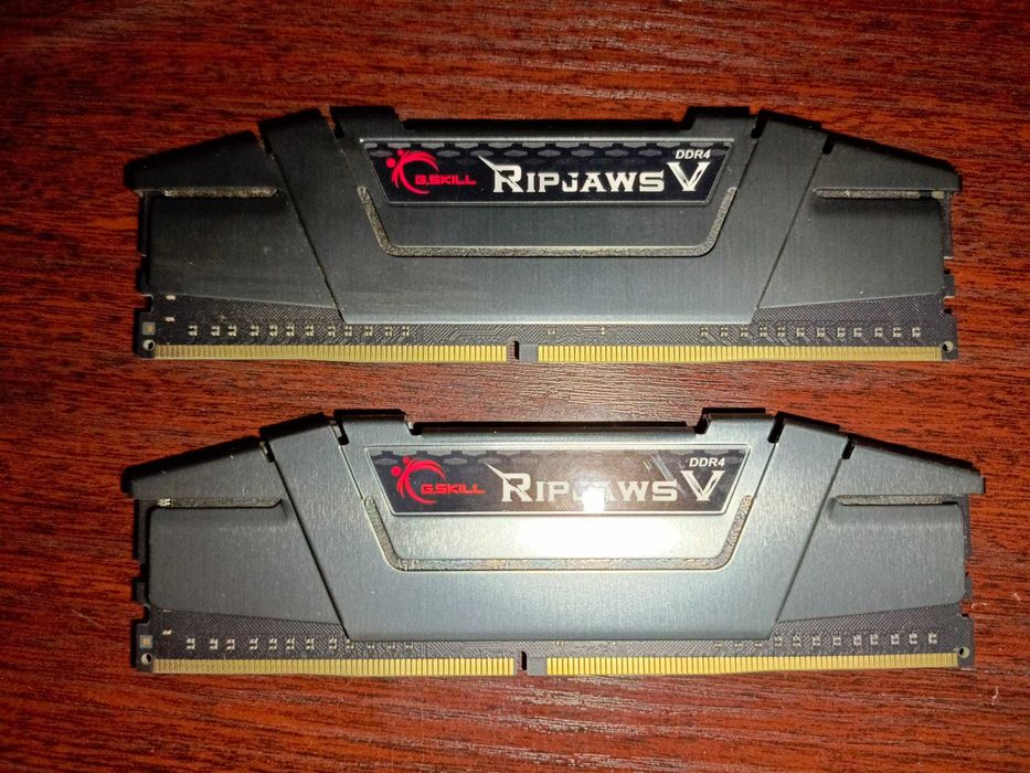 Pamięć RAM G.Skill Ripjaws V DDR4-3000 16GB (2x8GB) CL15 - radiator